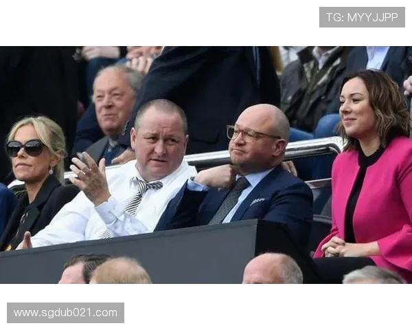 英超球员工资支票流程与发放制度说明