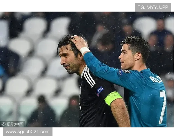 基耶利尼低声回应将向国米主席马洛塔打招呼引发关注